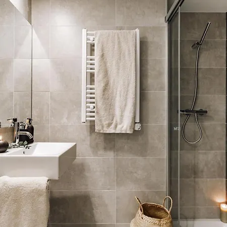 Taull - 3 Bedrooms In Eixample Esquerra Apartmán