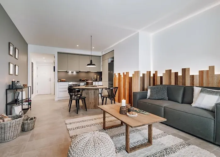 Taull - 3 Bedrooms In Eixample Esquerra Appartamento *