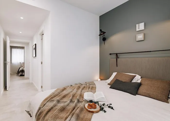 Taull - 3 Bedrooms In Eixample Esquerra Barcellona