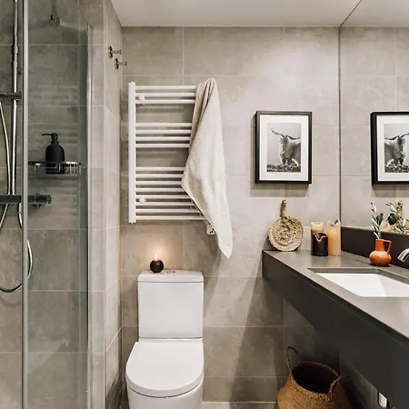 Taull - 3 Bedrooms In Eixample Esquerra * Барселона