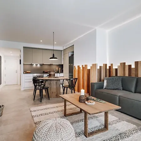 Taull - 3 Bedrooms In Eixample Esquerra Апартаменты *