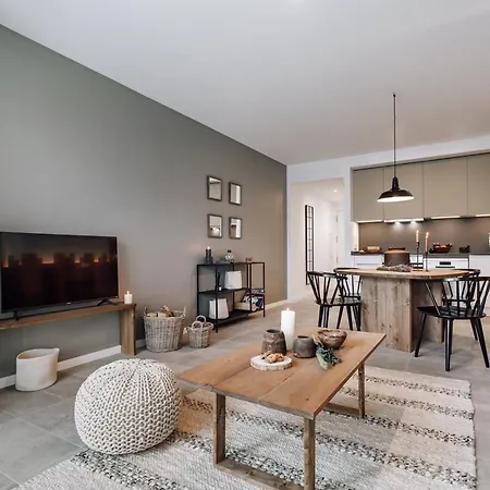Taull - 3 Bedrooms In Eixample Esquerra Барселона